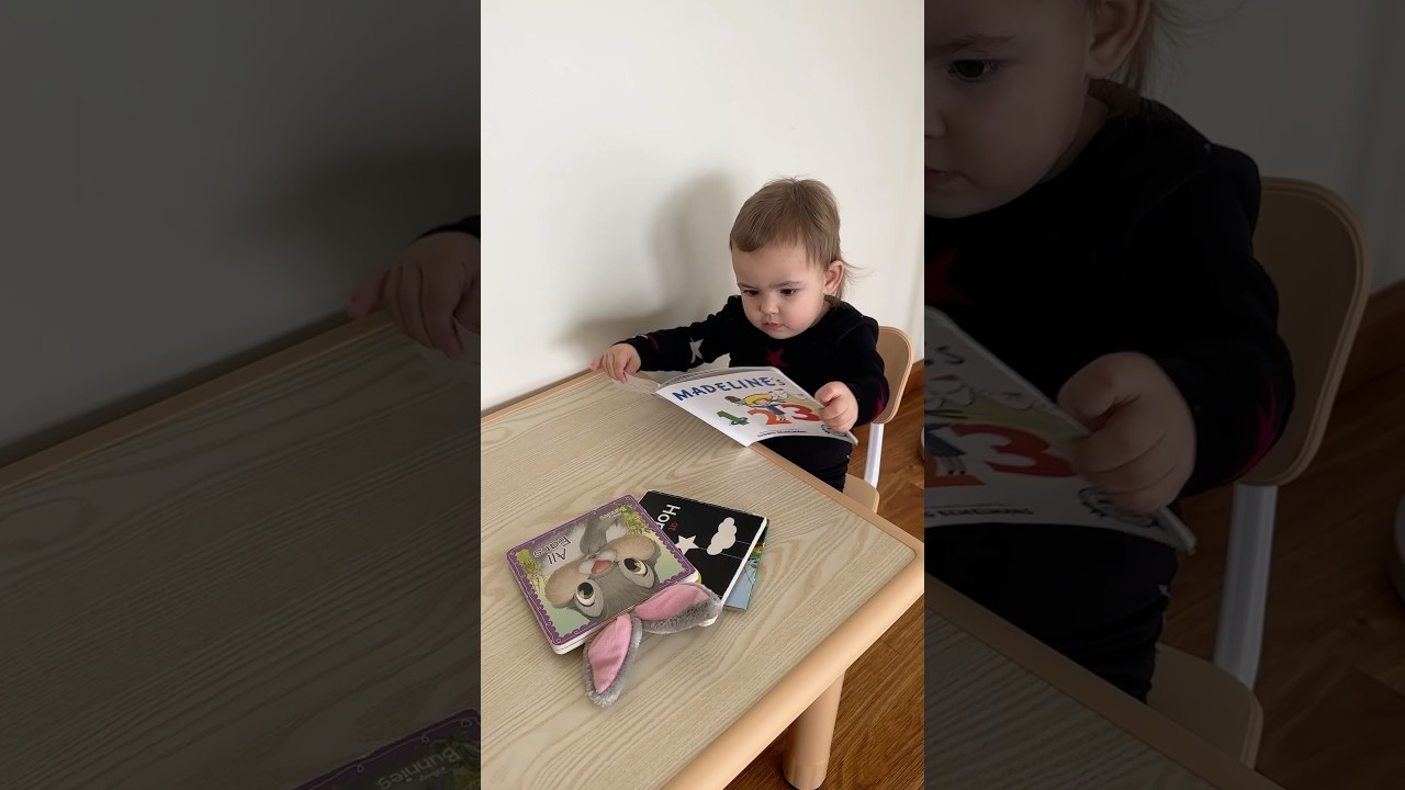 Brelley Kids Table and 2 Chairs Set #review #unboxing #kids #children #table #kidstable