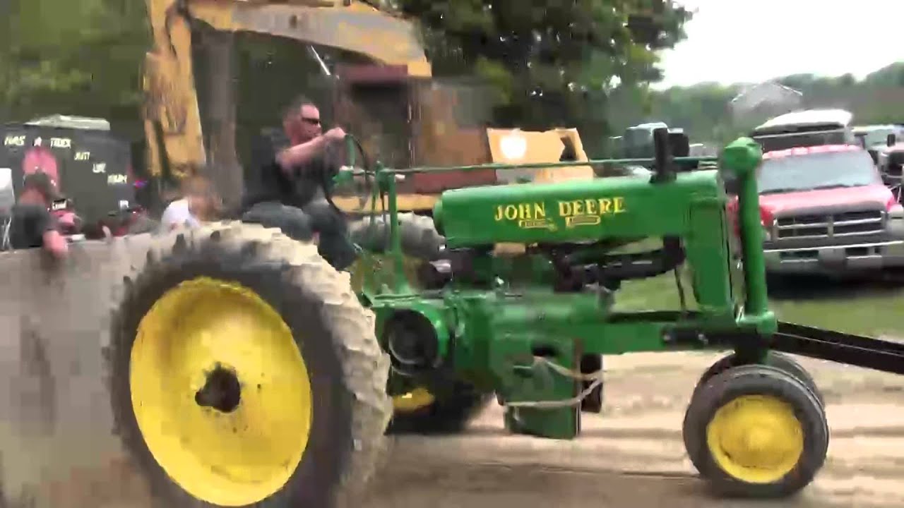 Farm tractor Pull  John Deer 🚜🚜🚜🔥🔥
