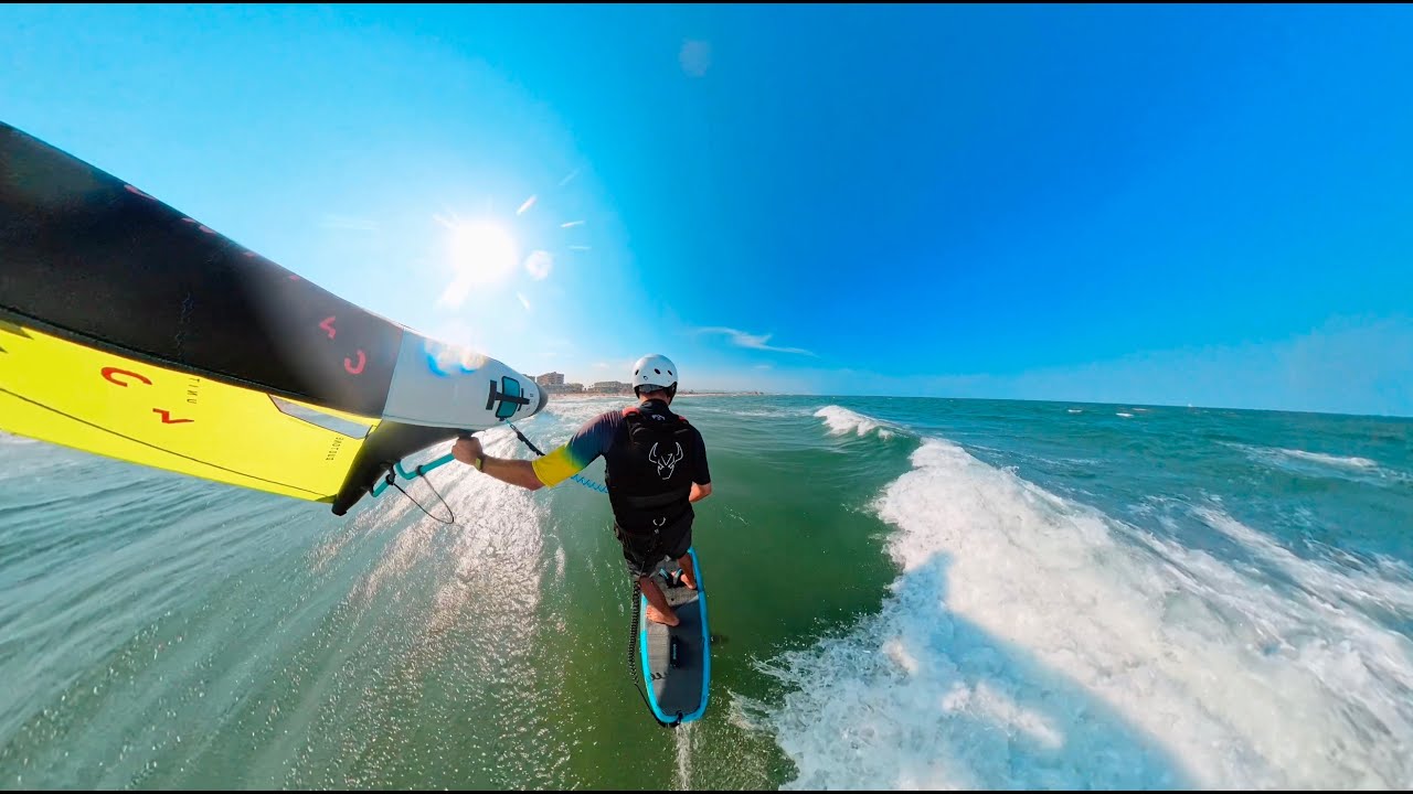 Wingfoiling in the Valencian Gulf (summer & autumn)