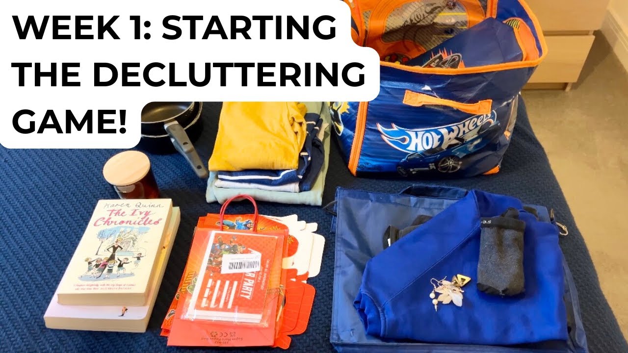 Declutter With Me | 30-Day Minimalism Game Week 1 | Realistic Minimalist Challenge