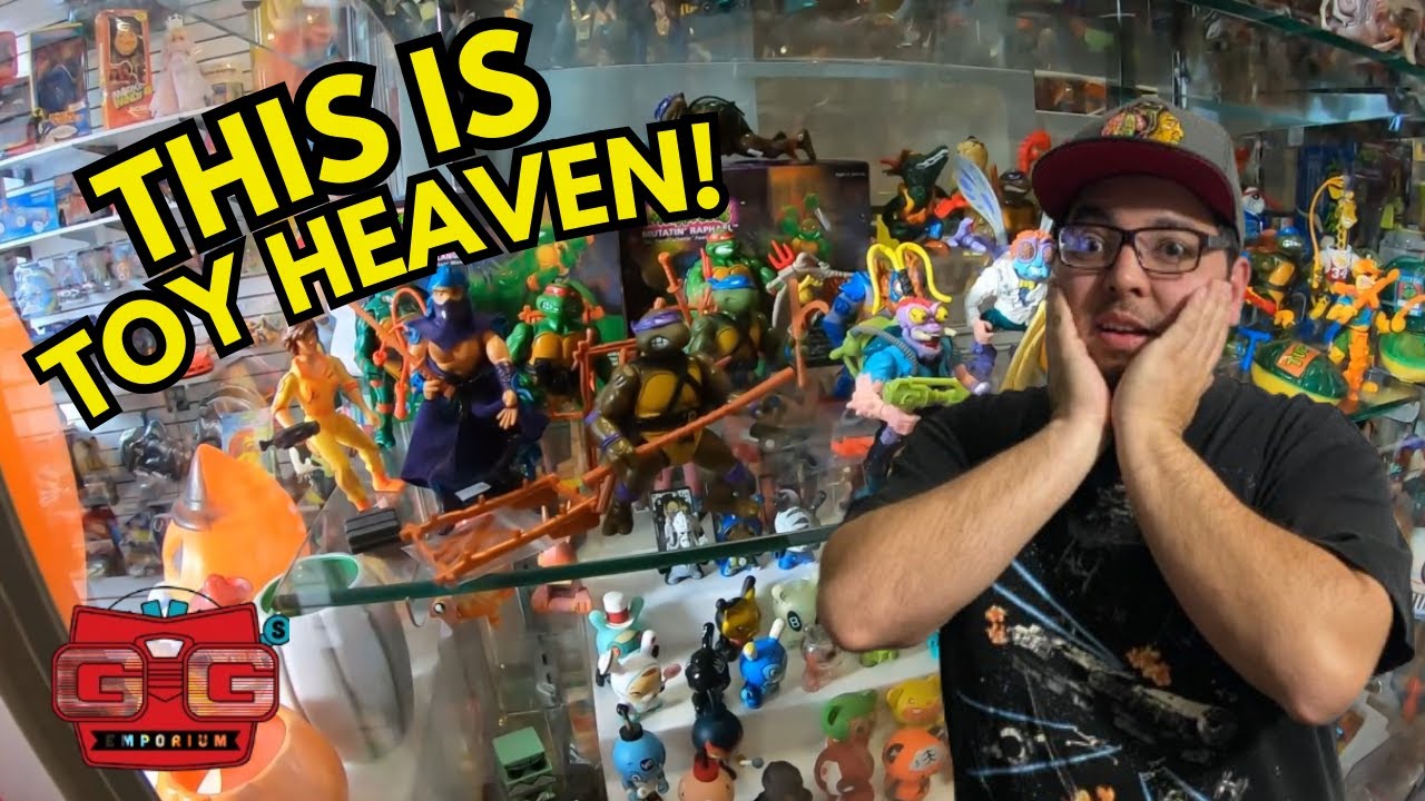 Best Vintage Toys and Collectibles Store I've Seen!