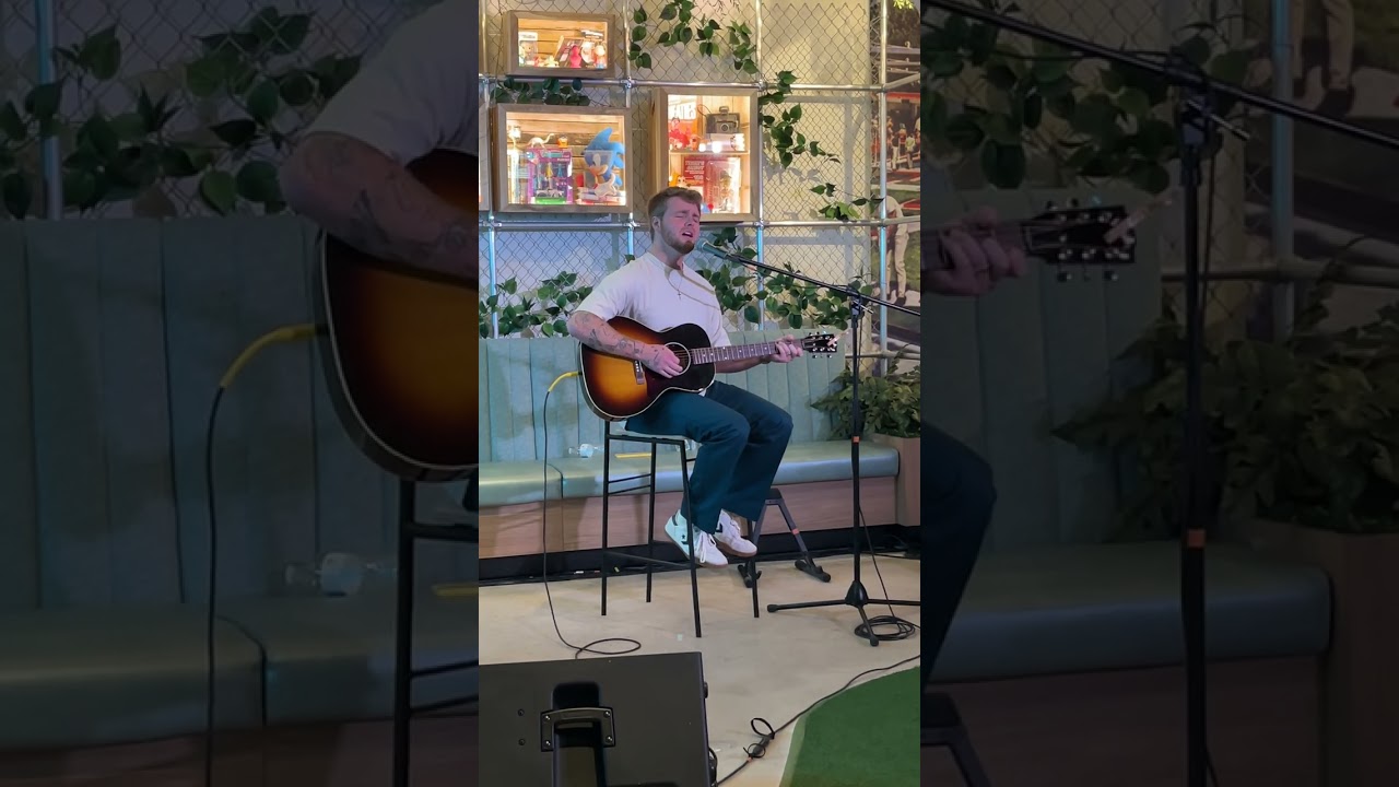 Alex Warren - Catch My Breath - Austin July 24, 2024 - Mix 94.7 Radio Event