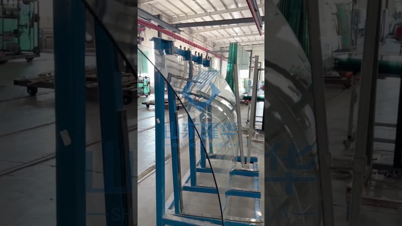 Curved glass bent glass