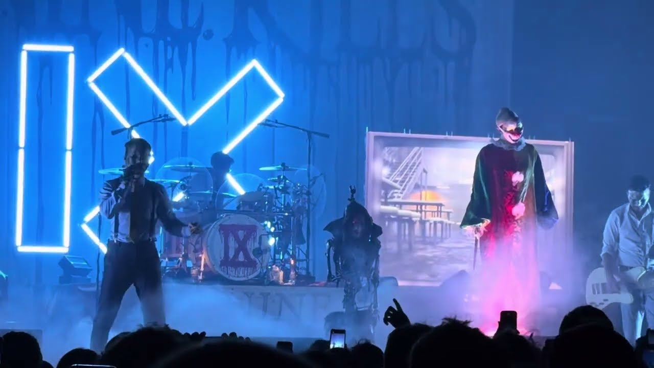 Ice Nine Kills - Stabbing in the dark (live)
