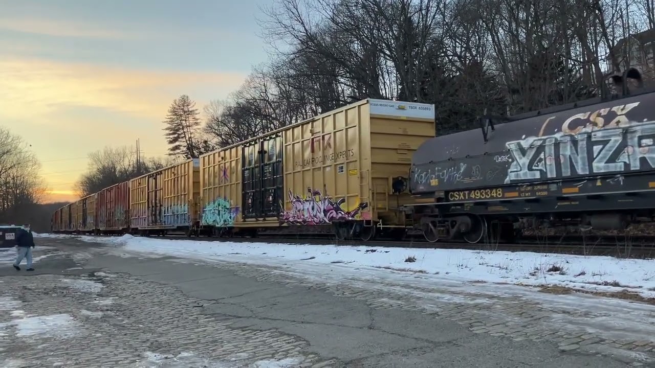 Trains Before The Storm | Roaring GE, Fresh GP38-3’s, MEC 510