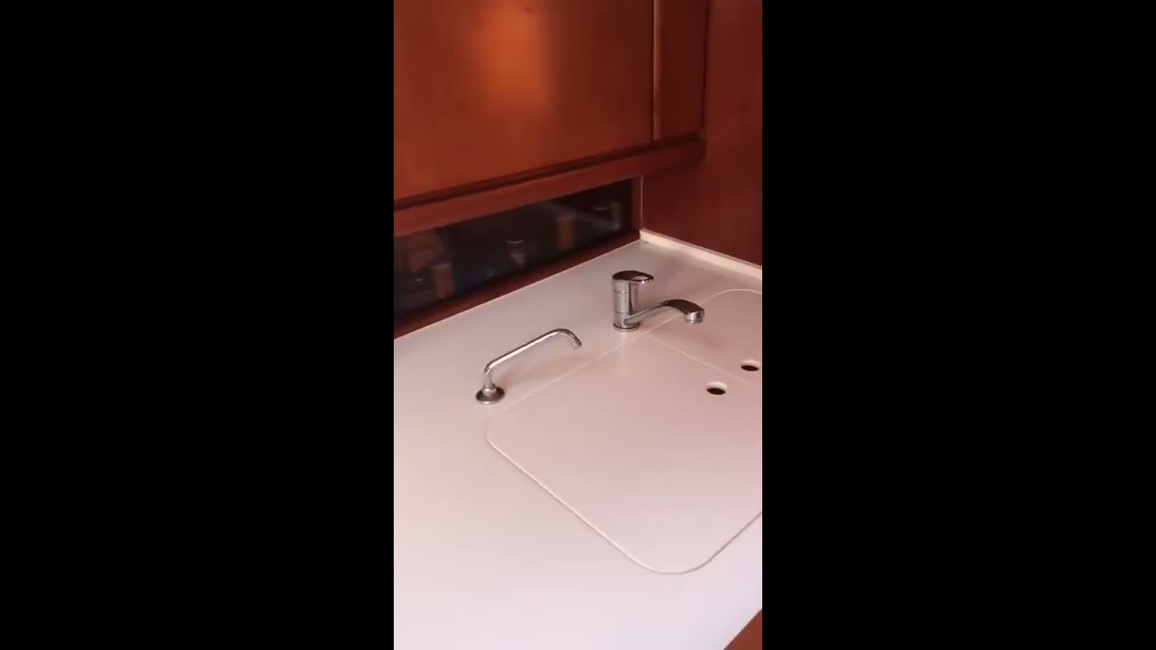 Dufour 455 GL Interior Walkthrough