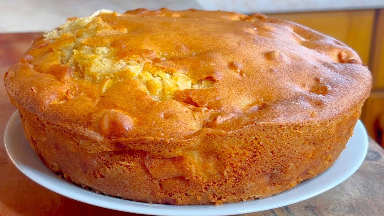 Яблочный пирог с йогуртом 🍰 Простой рецепт