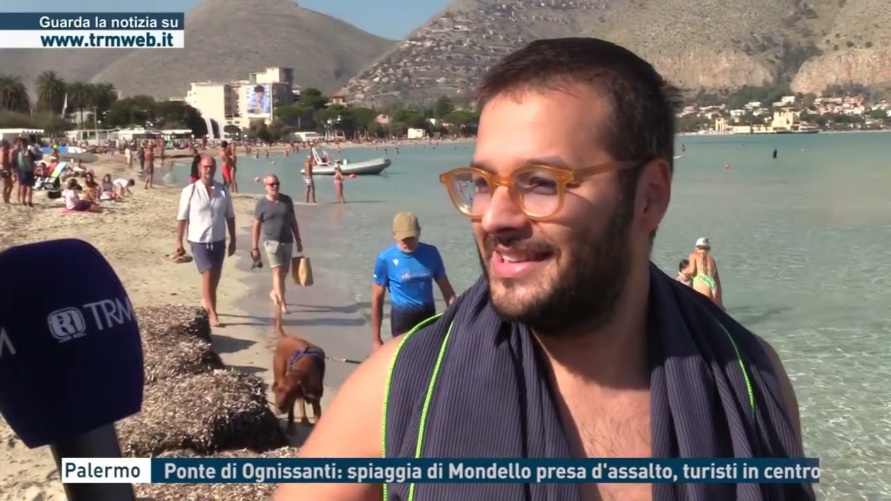 Palermo - Ponte di Ognissanti: spiaggia di Mondello presa d'assalto, turisti in centro