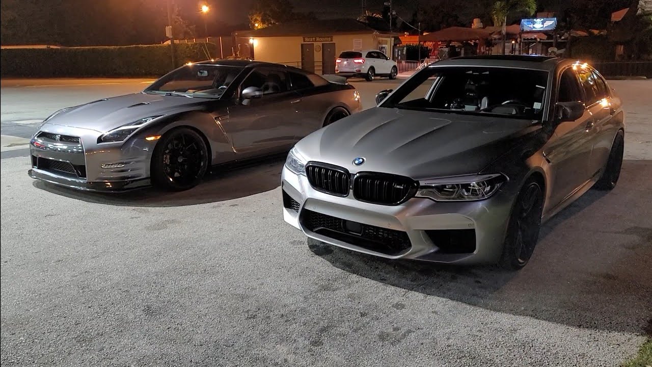 Выпускные трубы BMW M5 Competition 2019 года для двигателя E40 против турбонаддува Nissan GT-R Hy...