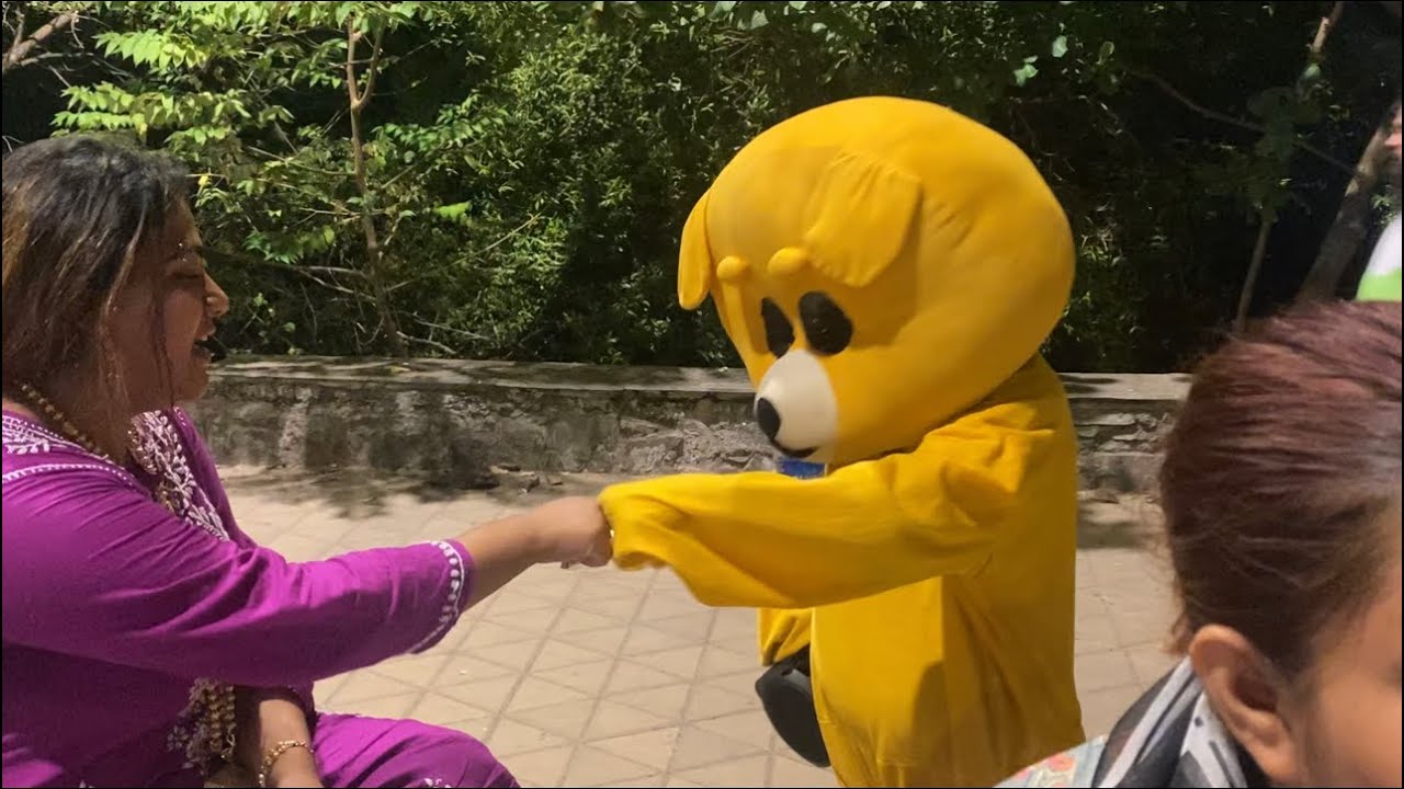 Doston k saath aaj full on dhamaal😍|Teddy Man at Carter road❤️|