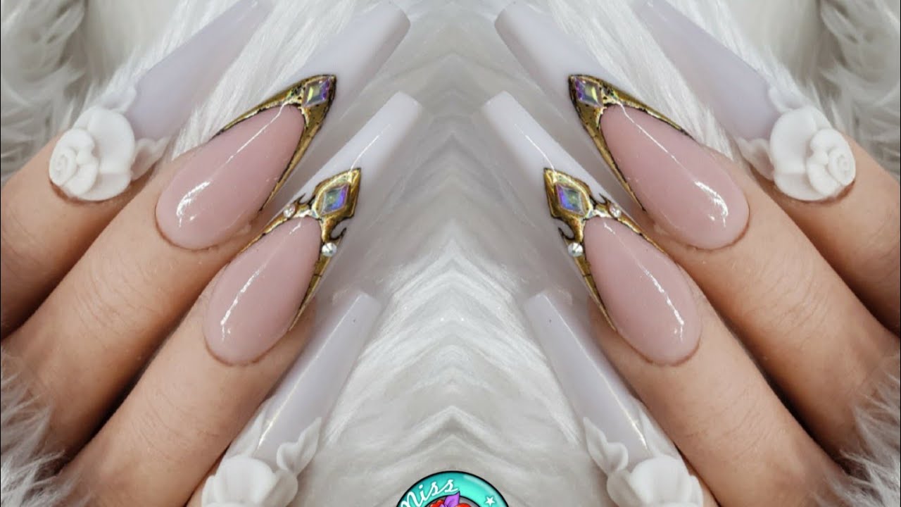 Princess Aurora Bridal Nails - Foil & 3D Roses