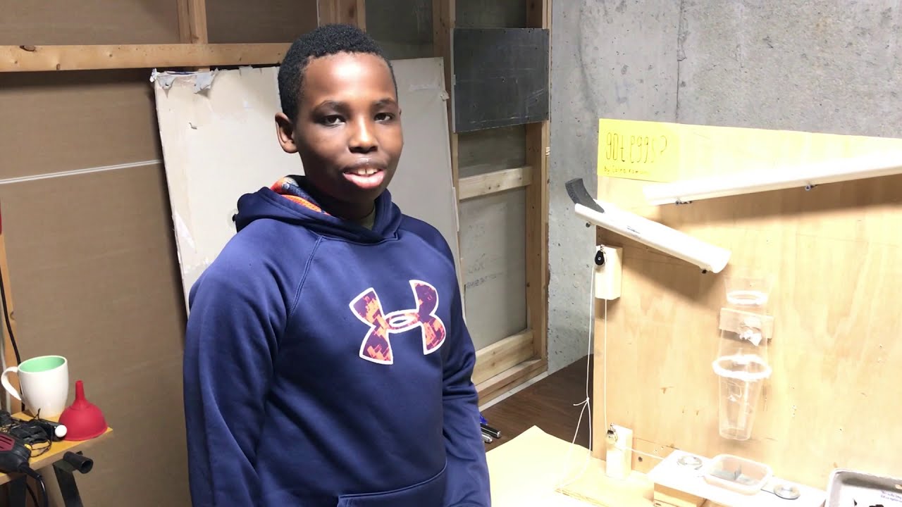 Got Eggs? - an egg cracking machine | Mark Rober's class