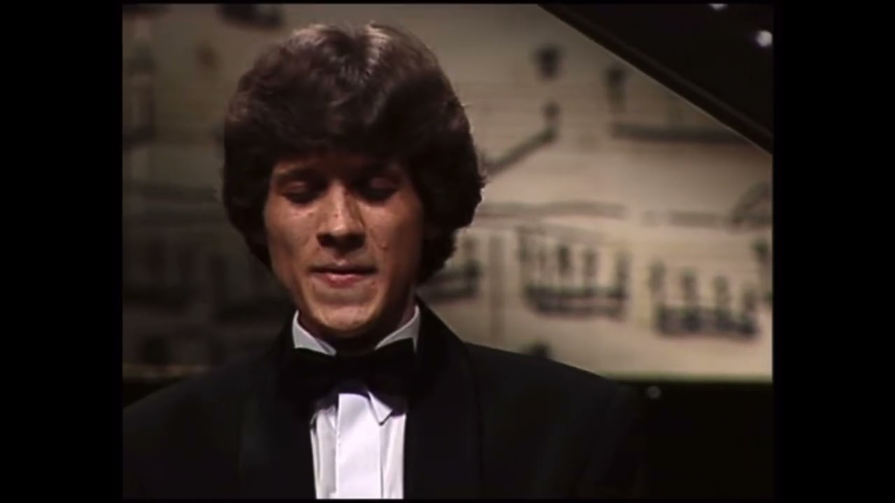 Rafał Blechacz - First round (15th Chopin Competition, Warsaw)