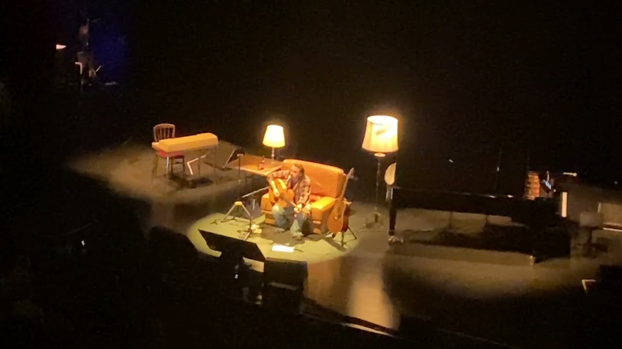 Saez, Si tu t'en vas, au cirque Royal à Bruxelles le 13 mai 2025