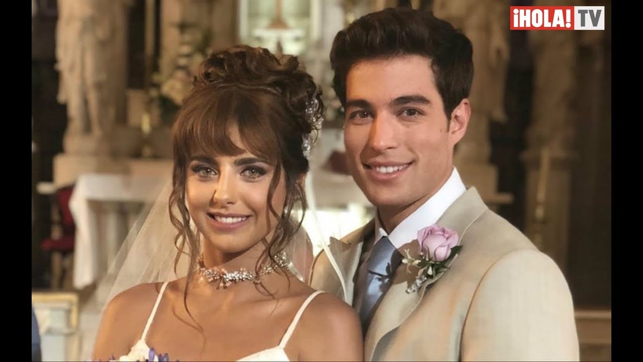 Danilo Carrera y Michelle Renaud confirman su romance con una tierna imagen | ¡HOLA! TV