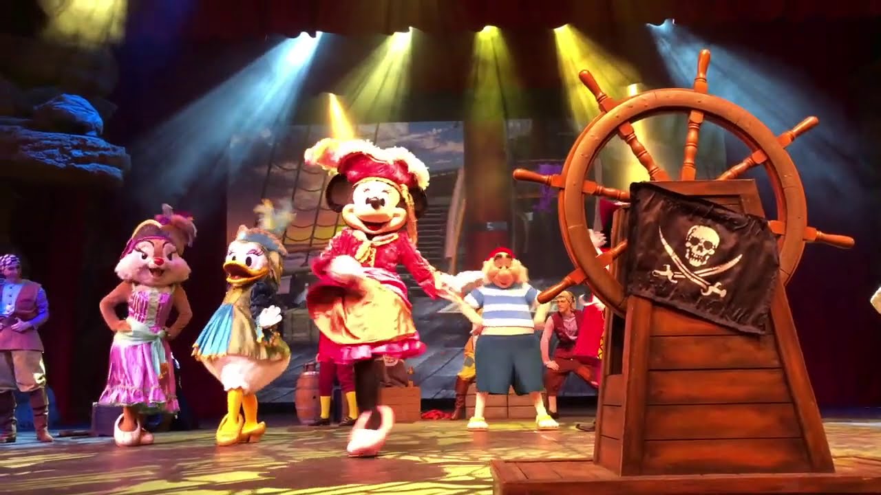 Minnies Pirate Academy Full Show - One of my favorites at Disneyland Paris