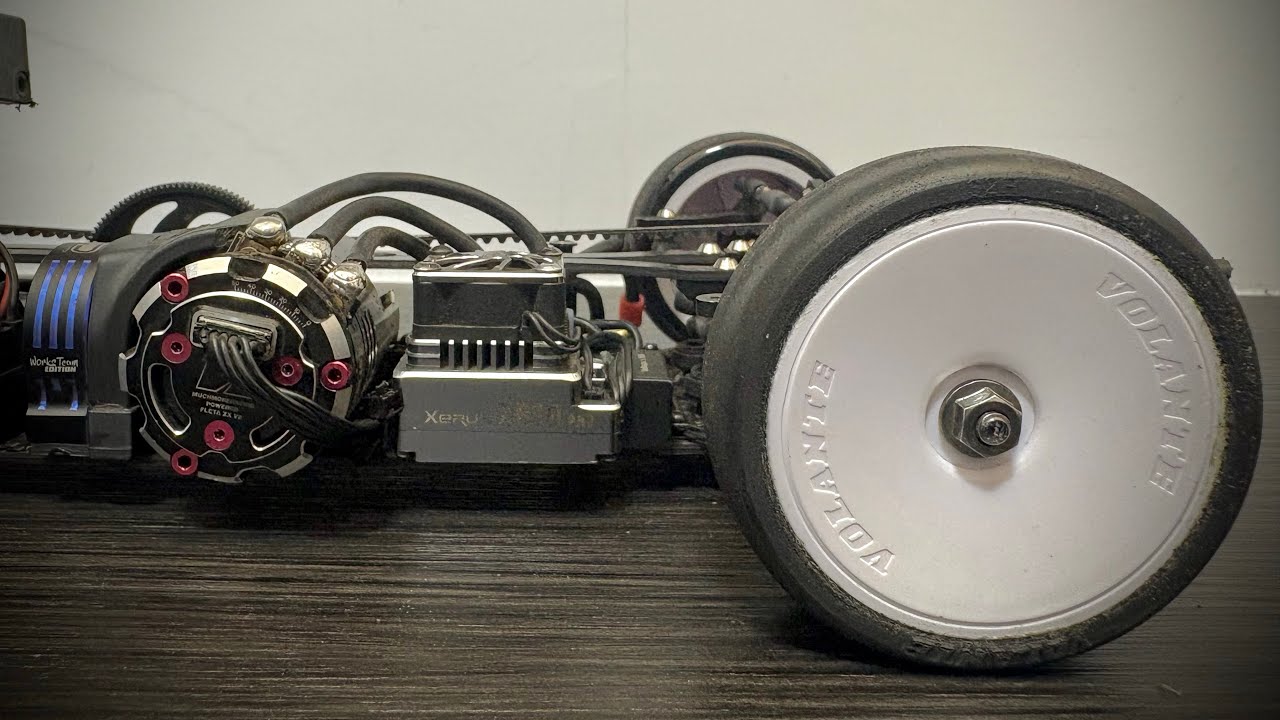 Test Run Day 3 1PC Axon TC10/3 Spare Car Carbon Chassis Modified Class 