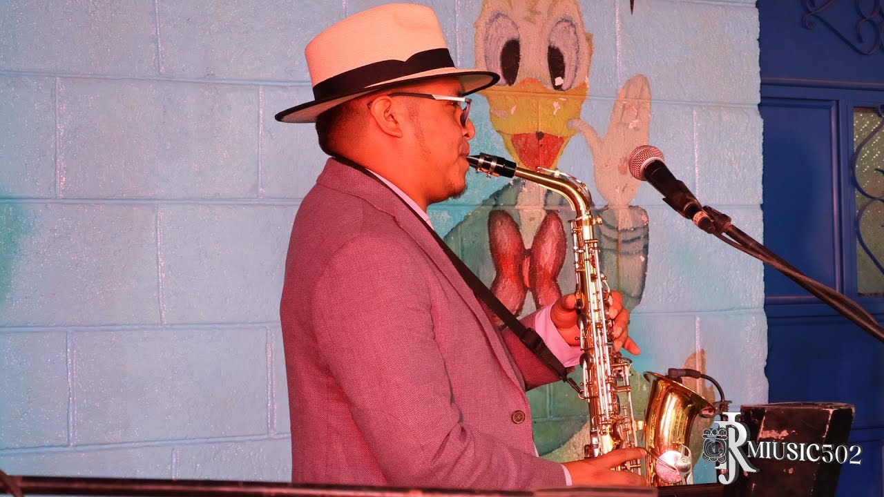 Eugenio Pedro y Su Marimba- Mix de sones con saxofón en vivo