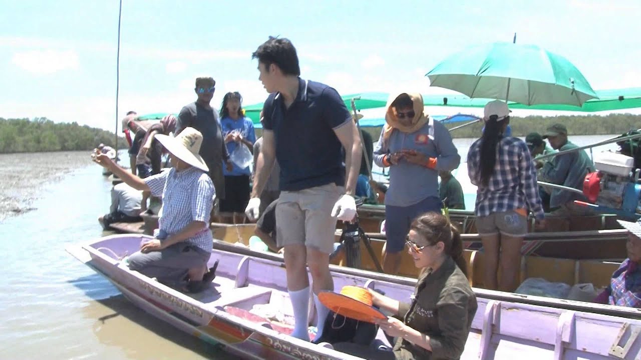 ตะลุยกองถ่าย - แอบรักออนไลน์ (หมาก-คิม ลุยโคลน ตอน1) 08/10/57