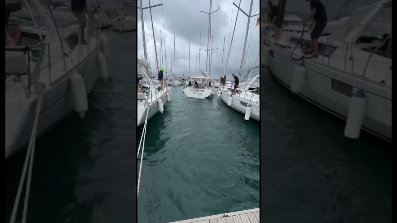 Швартовка при ветре 30+  #yachtlife #beneteau #goodstream