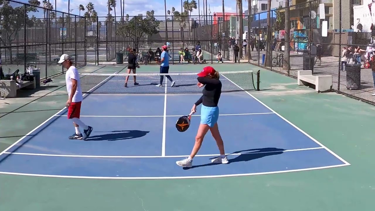 STREET PADDLE TOUR  - Becca Weissmann & Vince Van Patten vs. Cristina Kaiser & Pedro Arteaga