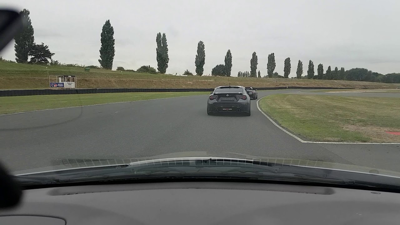 Celica 190 vs gt86