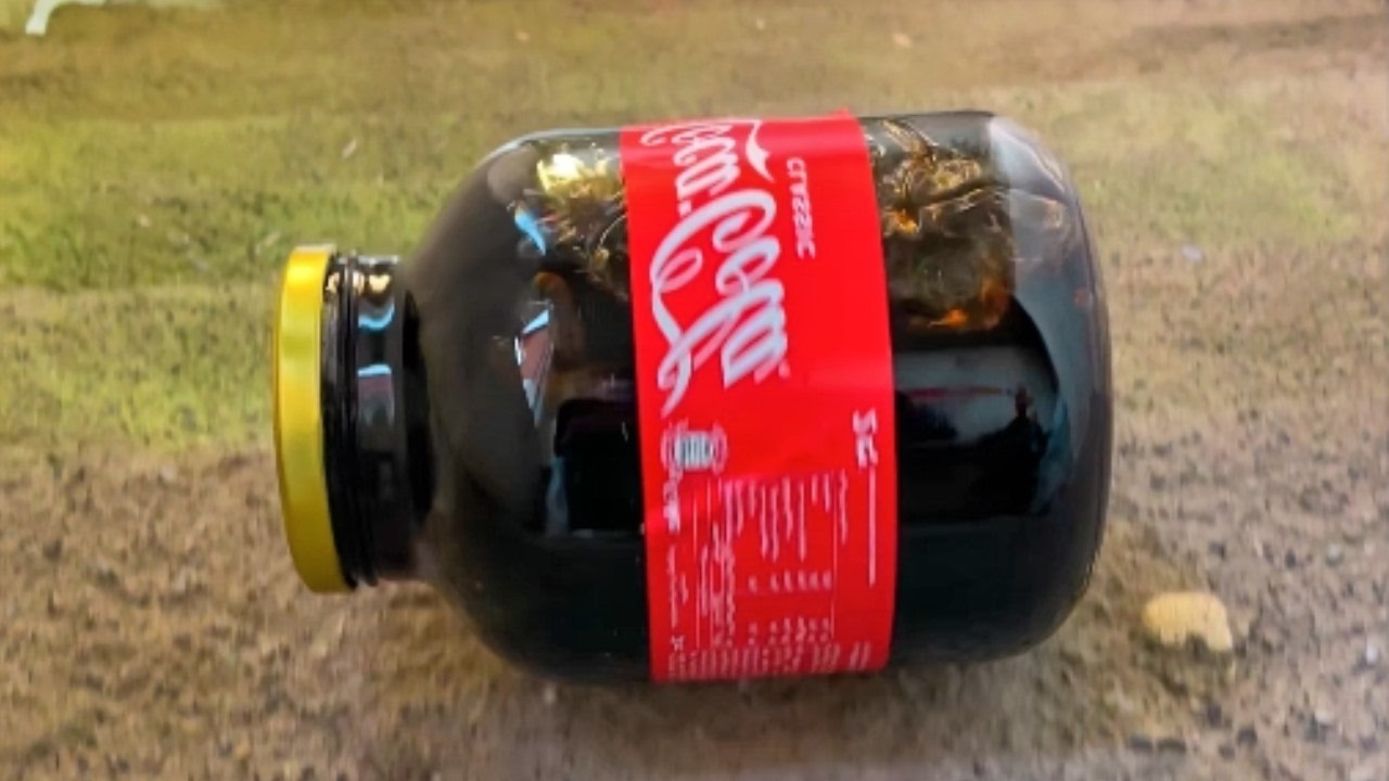 Breakig Only big glass Jar   💫 #Pote #bottlerolling #shorts