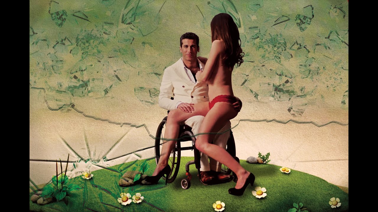 Come see Marc de Hond 'Shards bring good fortune' in Boom Chicago - in English!