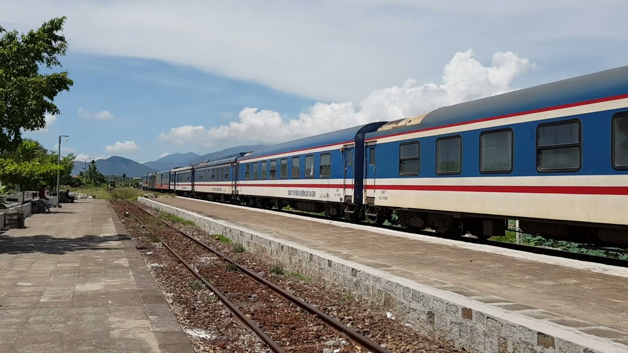 Tàu Hỏa SE7 Hà Nội - Sài Gòn 12-05-2021.