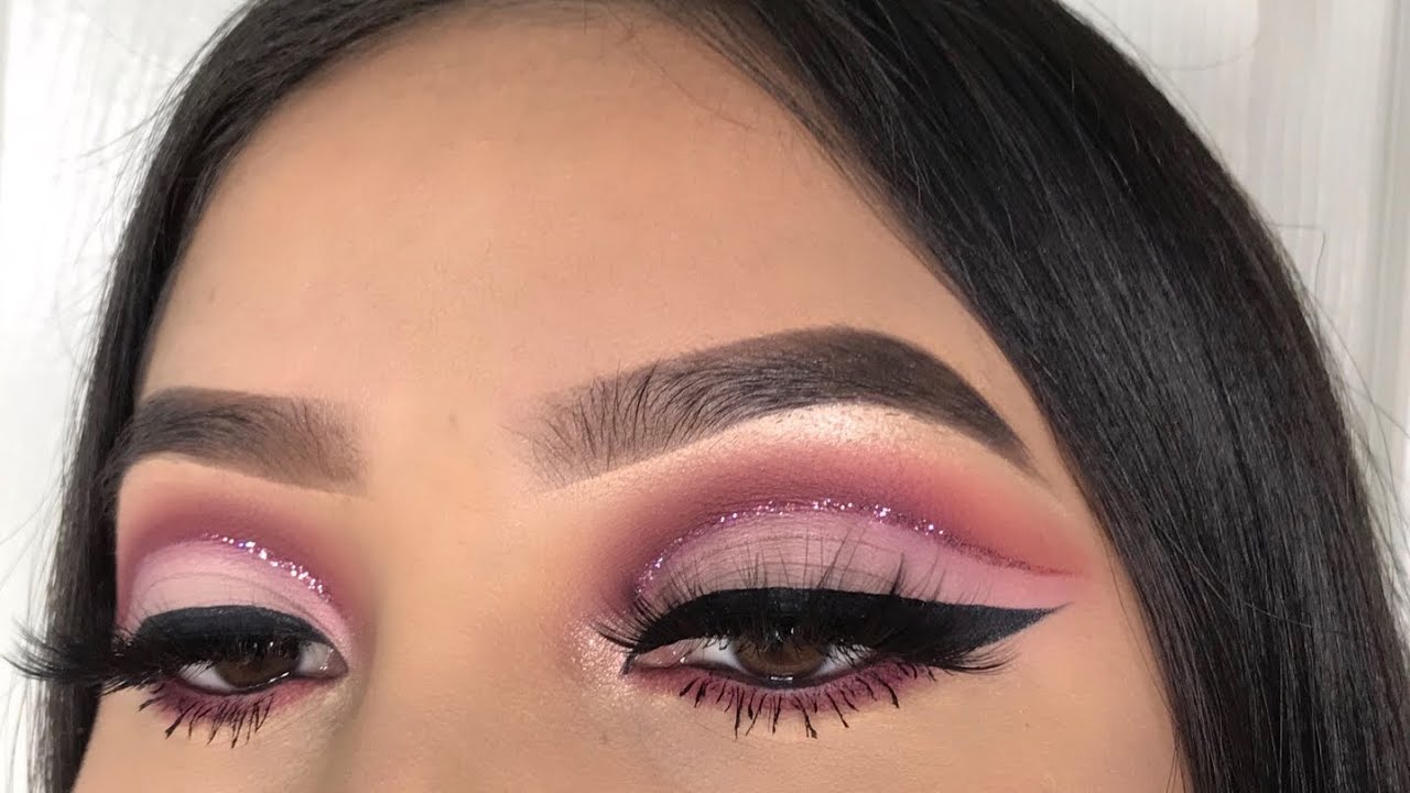 Berry Mauve Glitter Cut Crease | Jocy Reyes