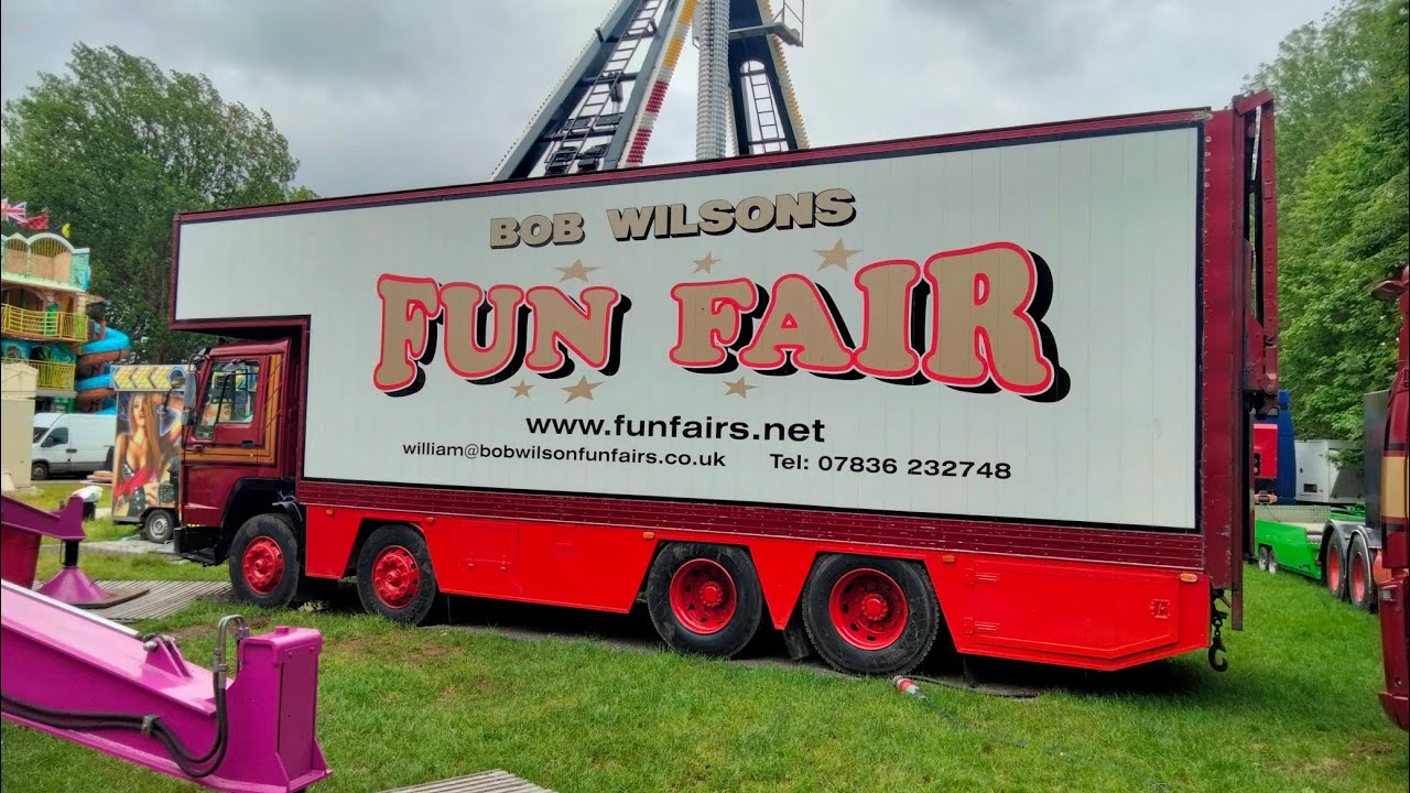 Stratford upon Avon vlog,pre-opening day. Bob Wilsons funfair May 2024