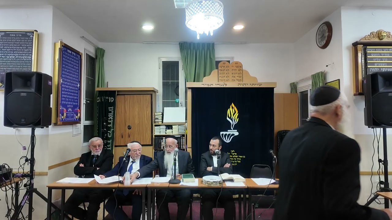 כך ניראה ערב שירת הבקשות מוצ״ש פרשת יתרו בבית הכנסת המאירי {צילום  והגברה בצליל ובזמר} חלק 1