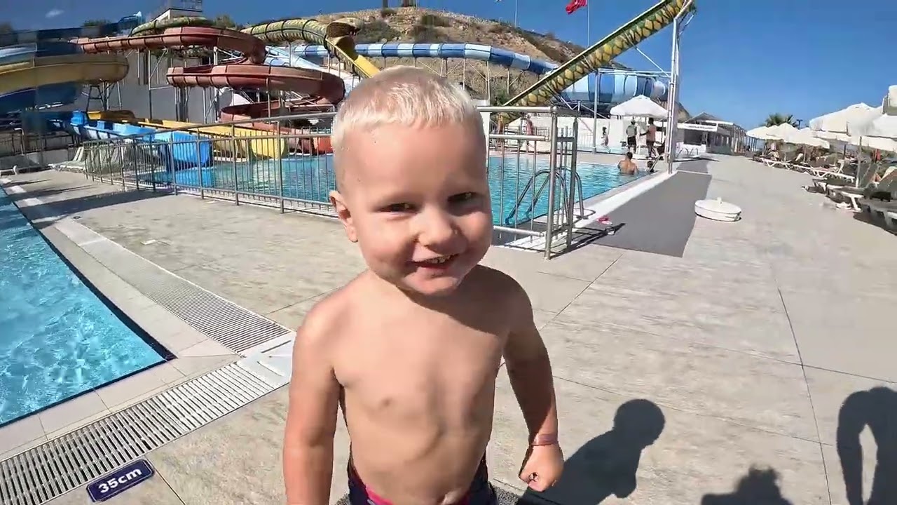Cypr Październik 2025 ( Hotel Acapulco Resort )  Avicii - Wake Me Up