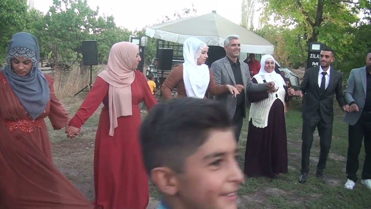 BAHÇE DÜĞÜNÜ !! ZİLAN MÜZİK KAĞIZMAN