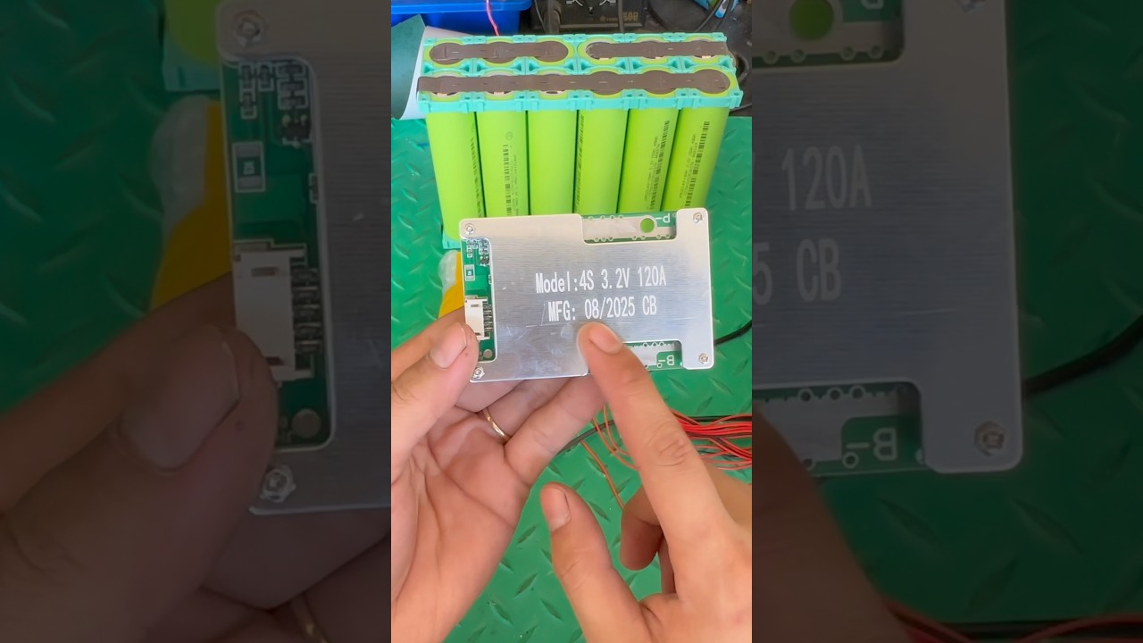 Model: 4s-120A-lifepo4(3,2v) #lifepo4 #lithiumbattery #bms #techshorts #12vbattery