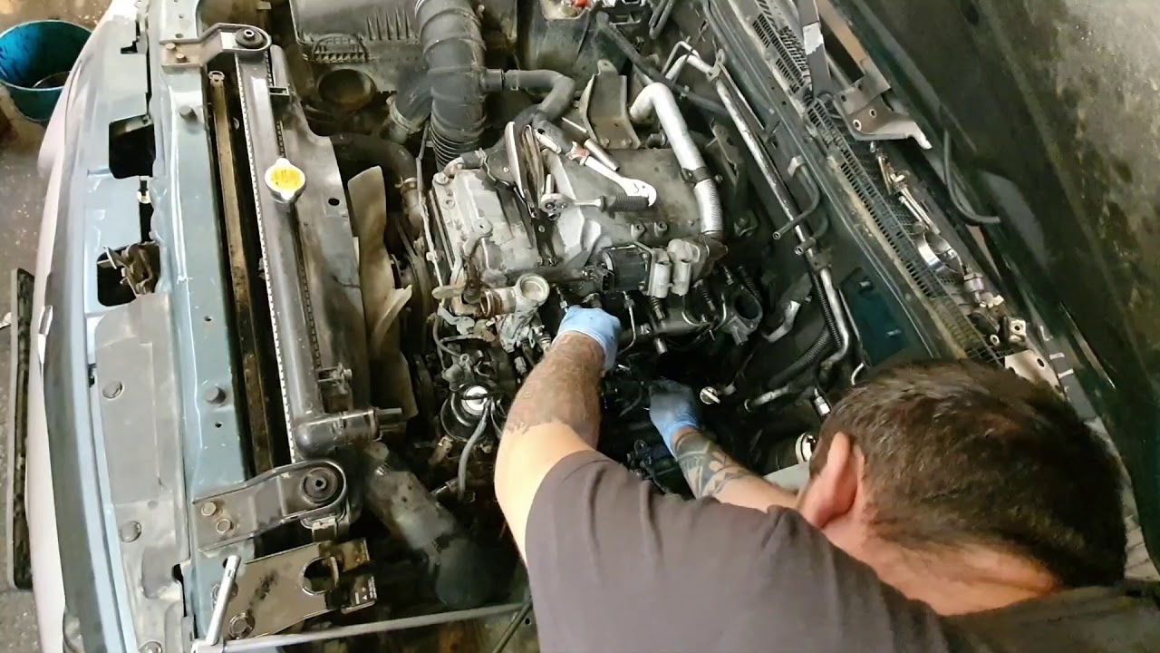Demontare pompa injectie Mitsubishi Pajero 3.2