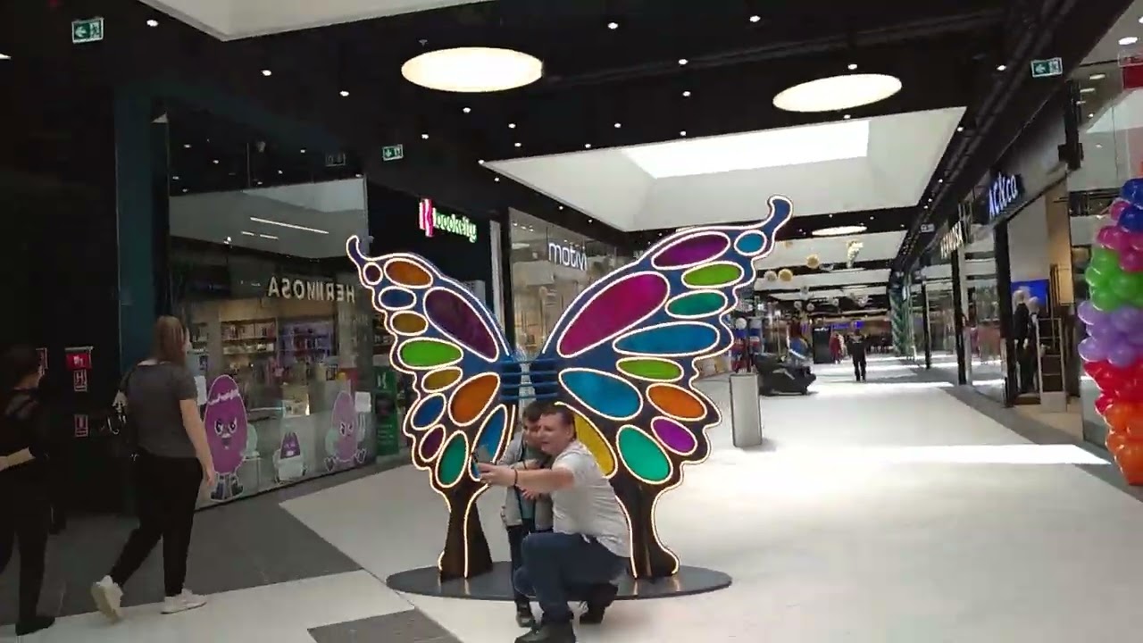 S-a deschis Arges Mall cel mai mare mall din sudul Romaniei  1