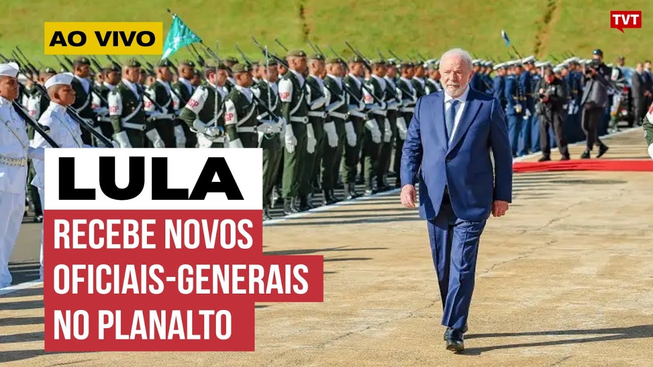 Lula recebe novos oficiais-generais no Planalto