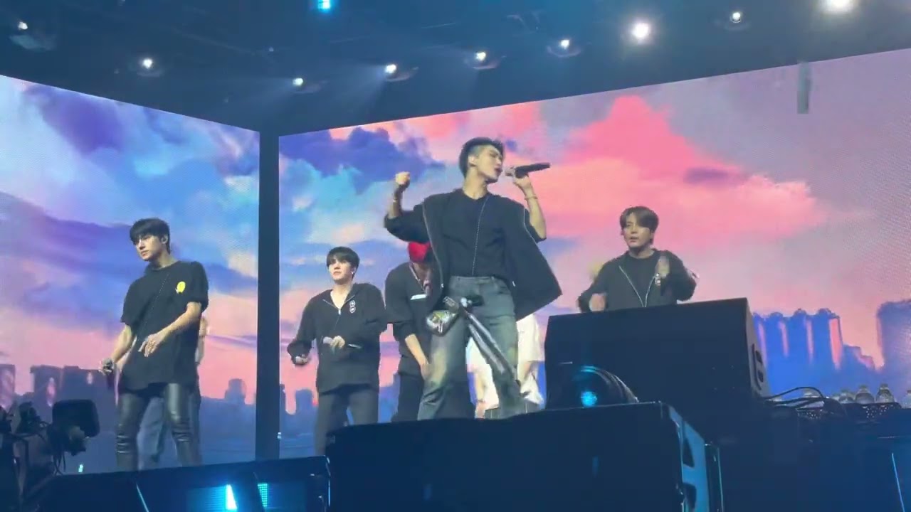 ATEEZ (에이티즈) in Atlanta “Turbulence”