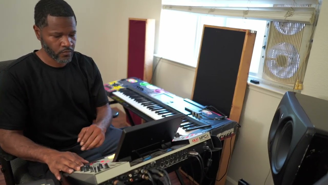 Making a west coast beat on the MPC-X