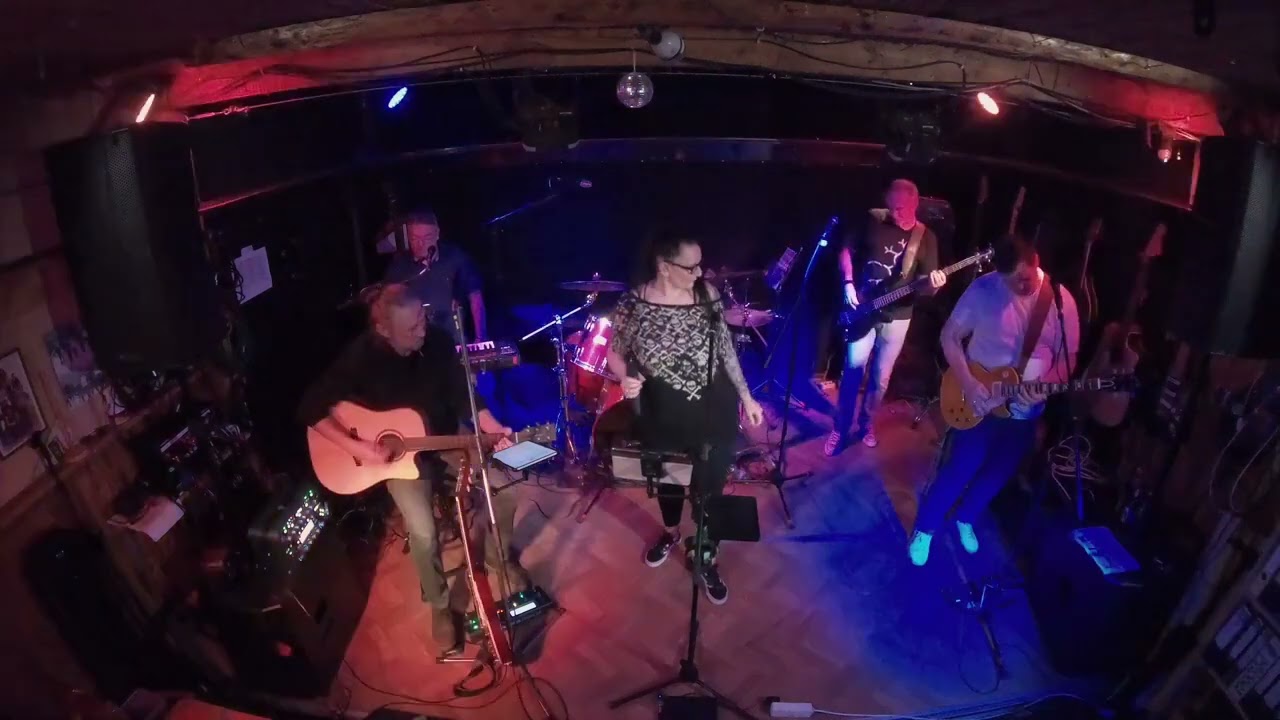 01 Bitch   Cover by Not So Quiet   Live @ Gringos Country Club Moosinning 23 11 2024