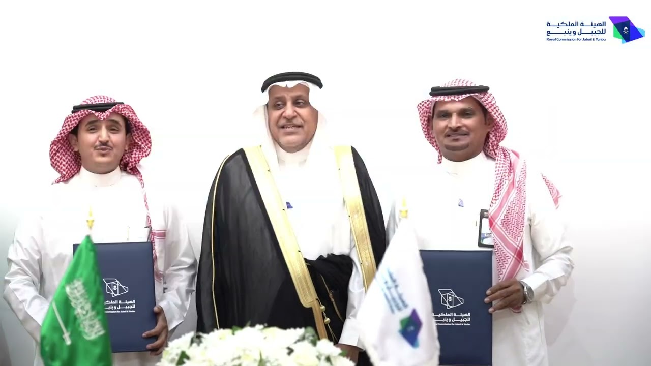 ‏⁧‫لقطات من جولة معالي رئيس الهيئة الملكية للجبيل وينبع في مدينة جازان للصناعات الأساسية والتحويلية