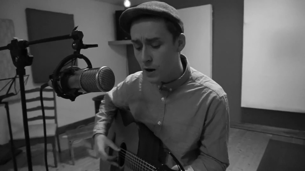 Elmore - Pursuit of Happiness, Live from 'Slane Studios' (Acoustic Cover)
