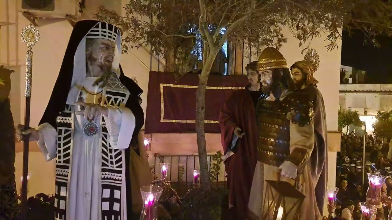 Hermandad de la Clemencia a su paso por Carpintería Baja  Semana Santa Jerez 2023