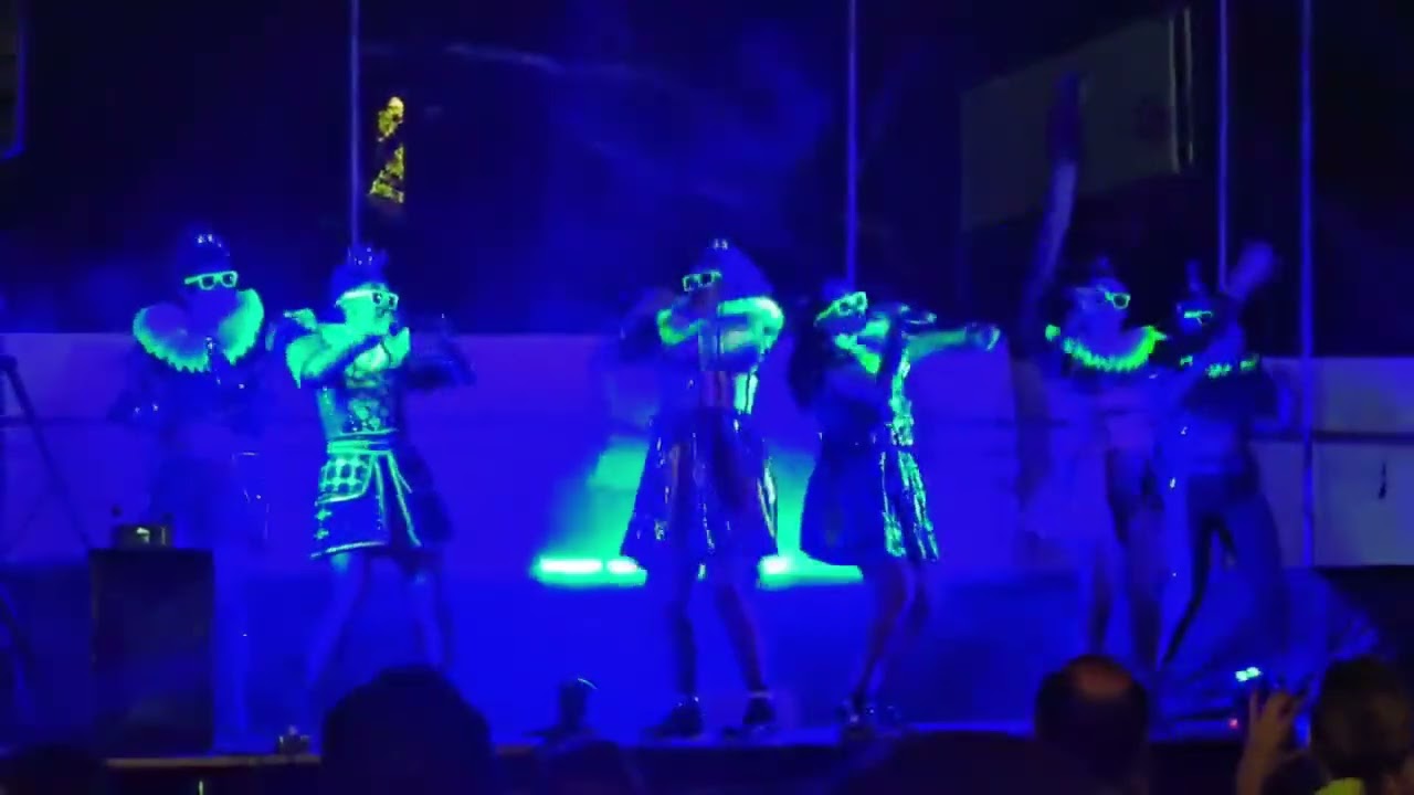 La Casa Holbein - Six Musical - Artem Teatro