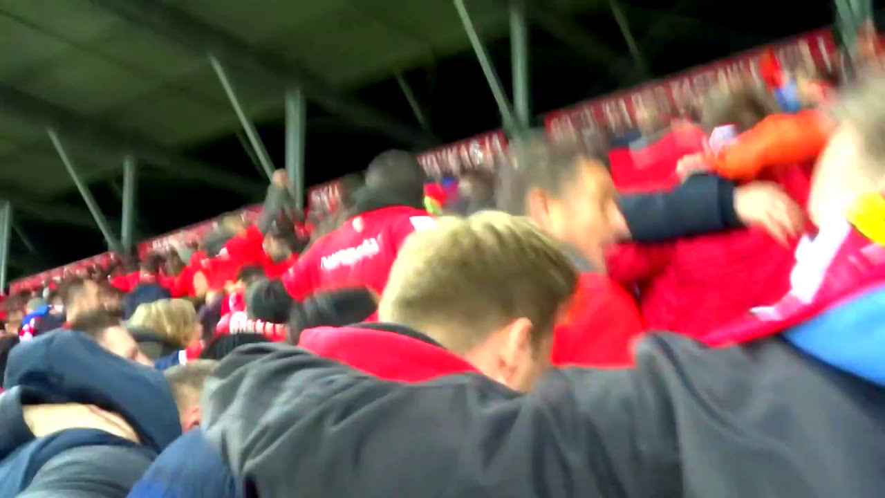 4 trybuny | Na Widzewie zabawa trwa w najlepsze! | Widzew - Tur