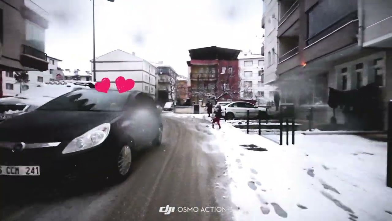 Sürpriz,  hastanede yatıyor ve ameliyatı bekliyorum. Bisiklet ile ilgili değil. Kaldırımlardaki buz!