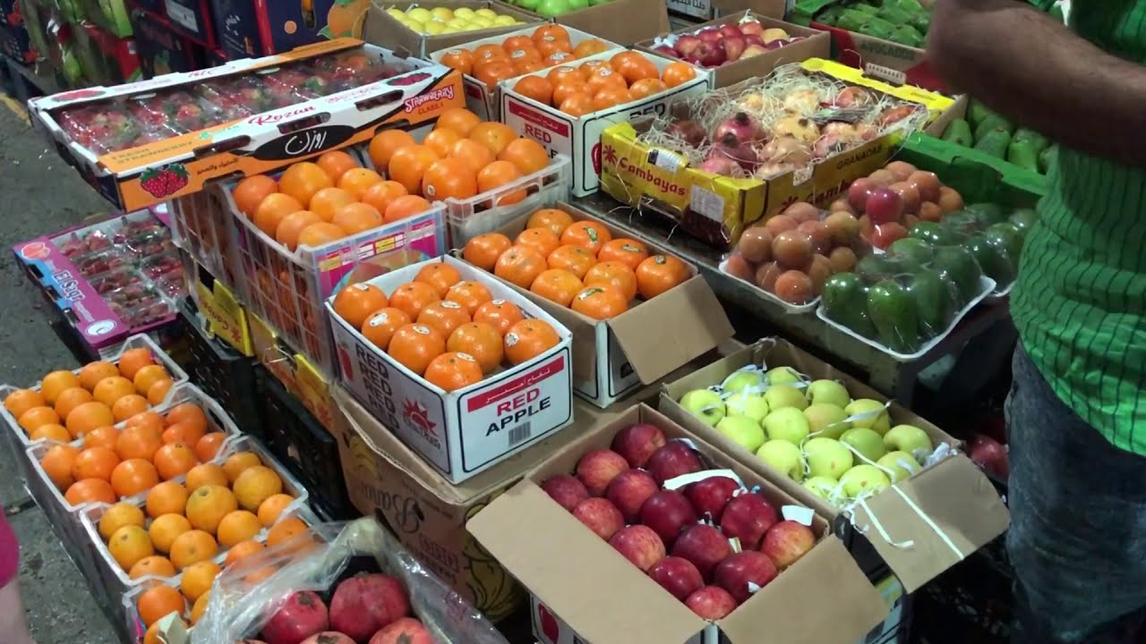 This is where people buy fresh food from |Exploring Arabian Food Market | It’s Amazing