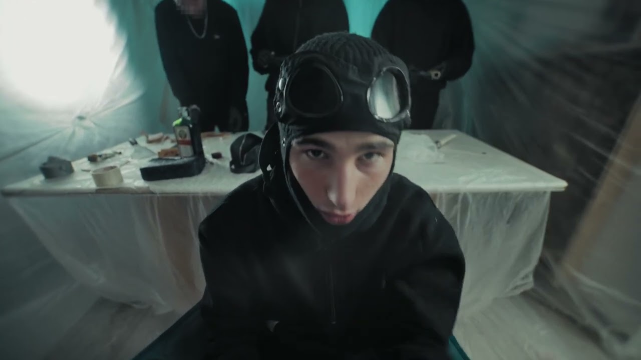 Cimo &ndash; Compagni Di Merende feat. Fiore Akamono e Gale (Official Video)