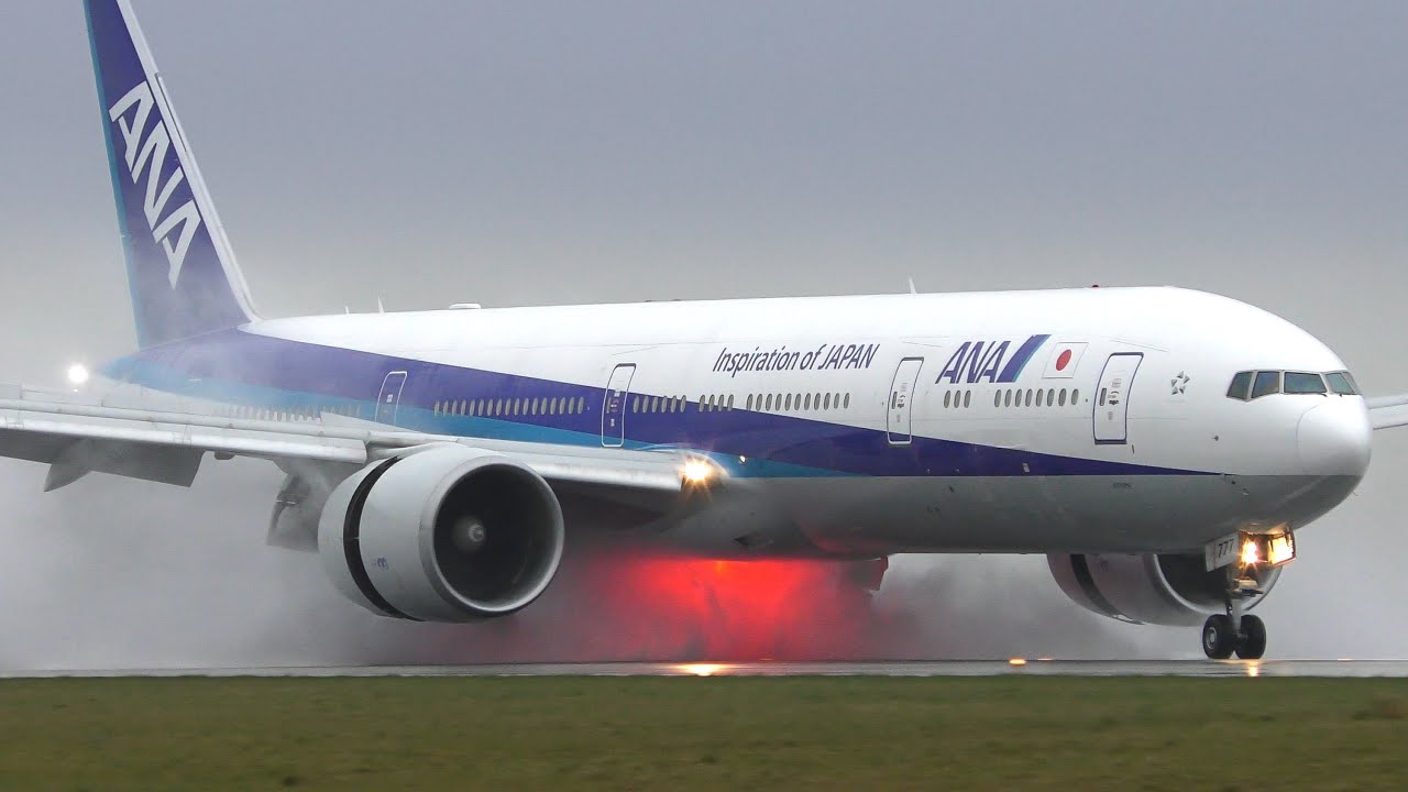 Wet Runway! Water Spray Landings at Paris Charles de Gaulle - Part 2 [4K]
